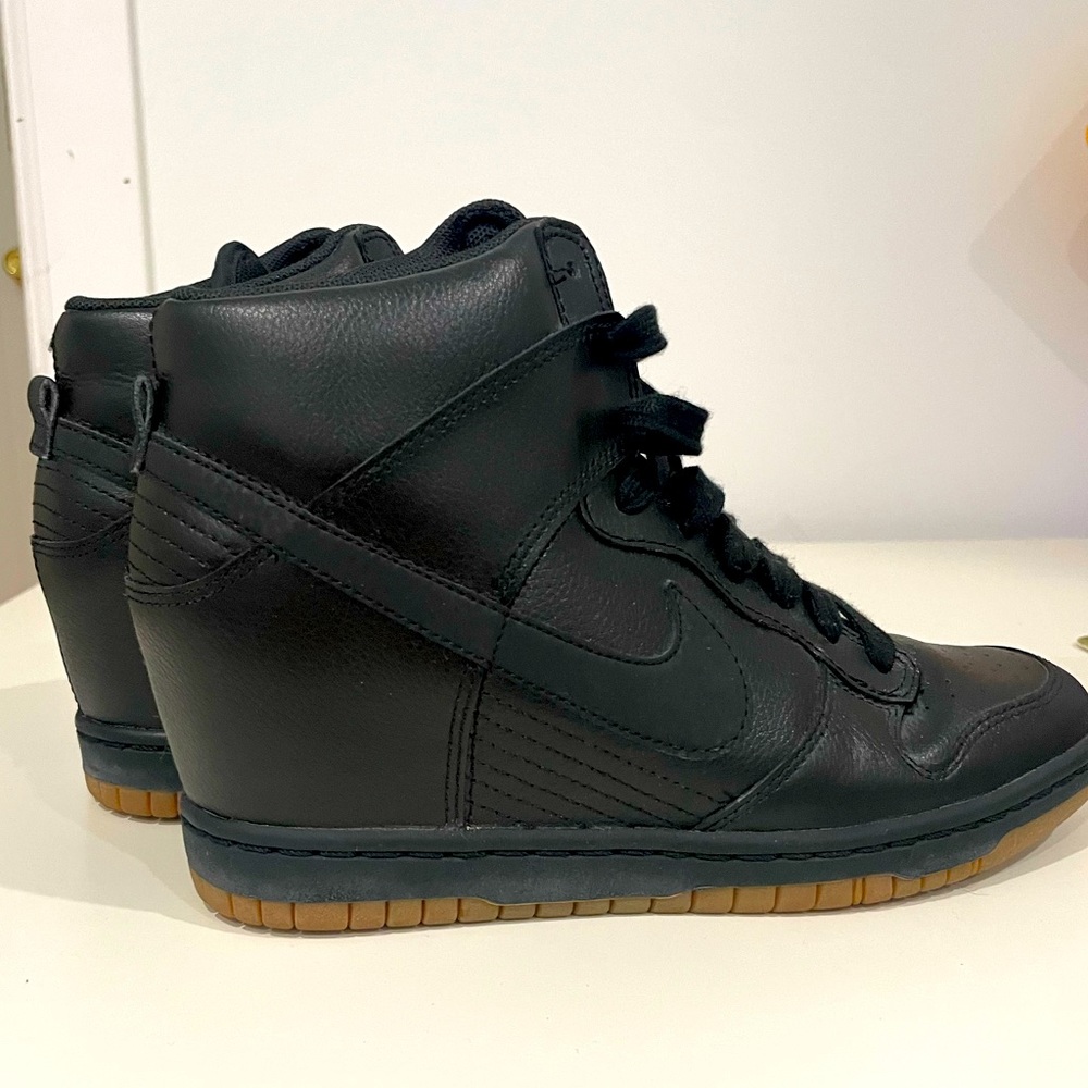 Nike Women’s High Top Platform Chunky Heel Sneakers